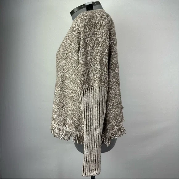 Minnie Rose Women’s Aztec Knit Fringe Cropped Sweater Size M/L - Picture 2 of 8